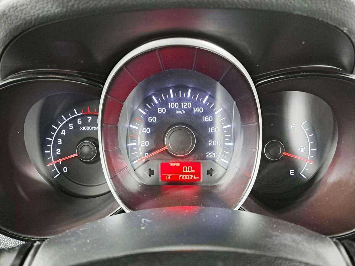 Купить Kia Rio с пробегом. Фото: #10