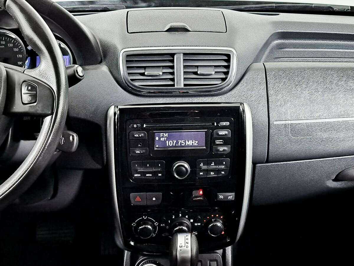 Купить Nissan Terrano с пробегом. Фото: #8