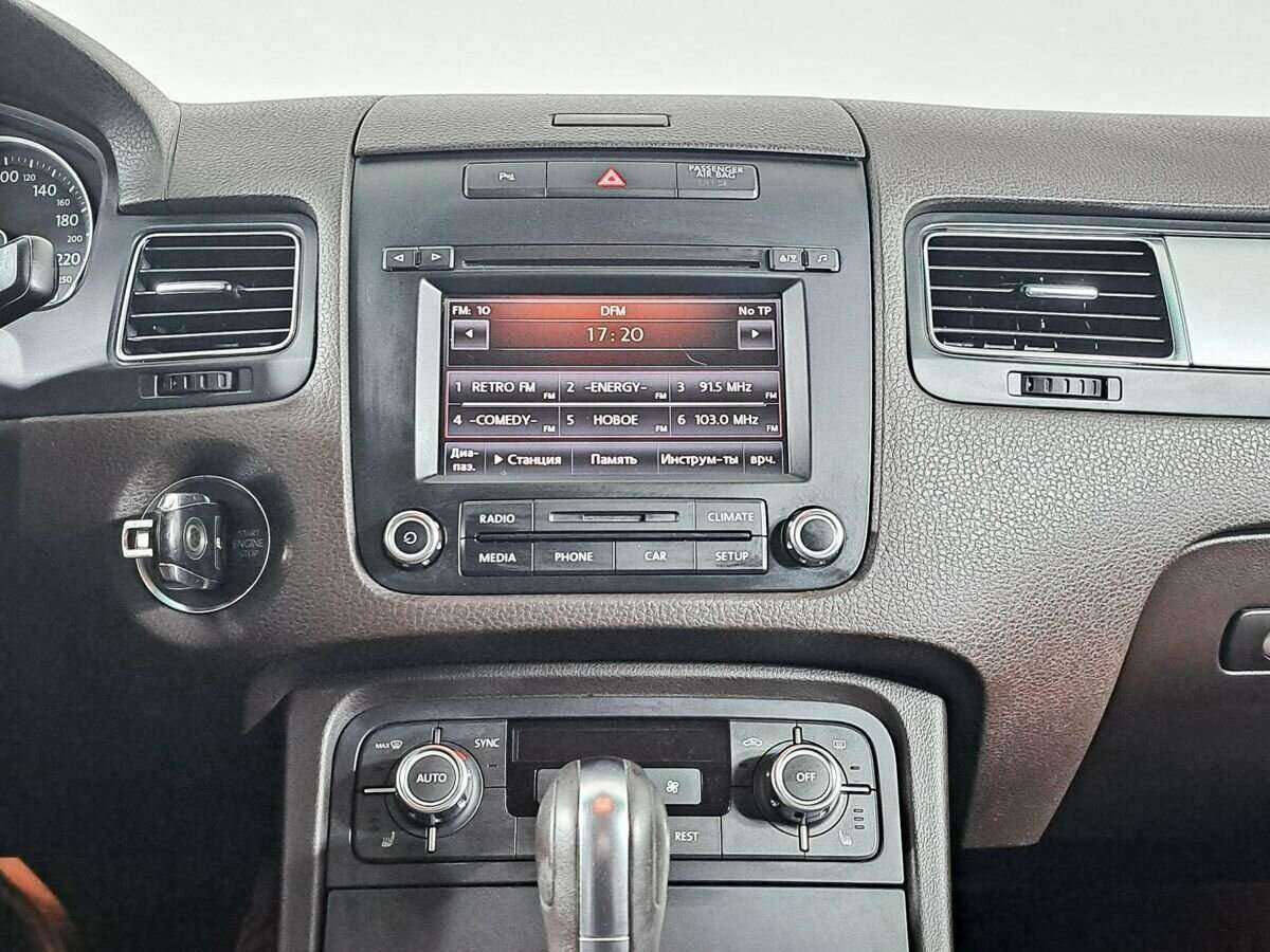 Купить Volkswagen Touareg с пробегом. Фото: #10