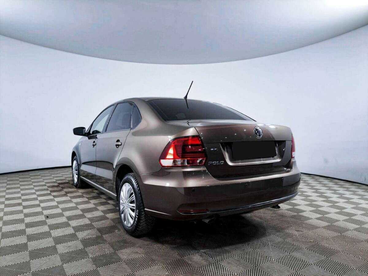Купить Volkswagen Polo с пробегом. Фото: #6