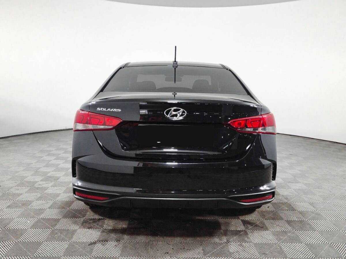 Купить Hyundai Solaris с пробегом. Фото: #4