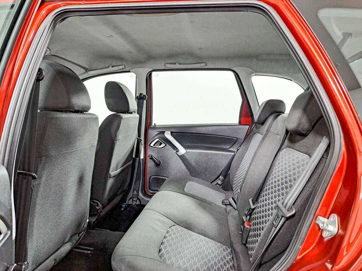 Купить Lada (ВАЗ) Granta с пробегом. Фото: #9