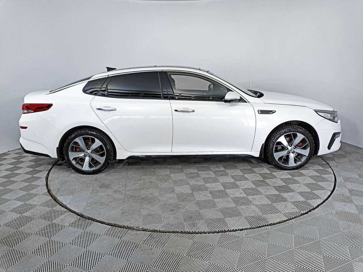 Купить Kia Optima с пробегом. Фото: #3