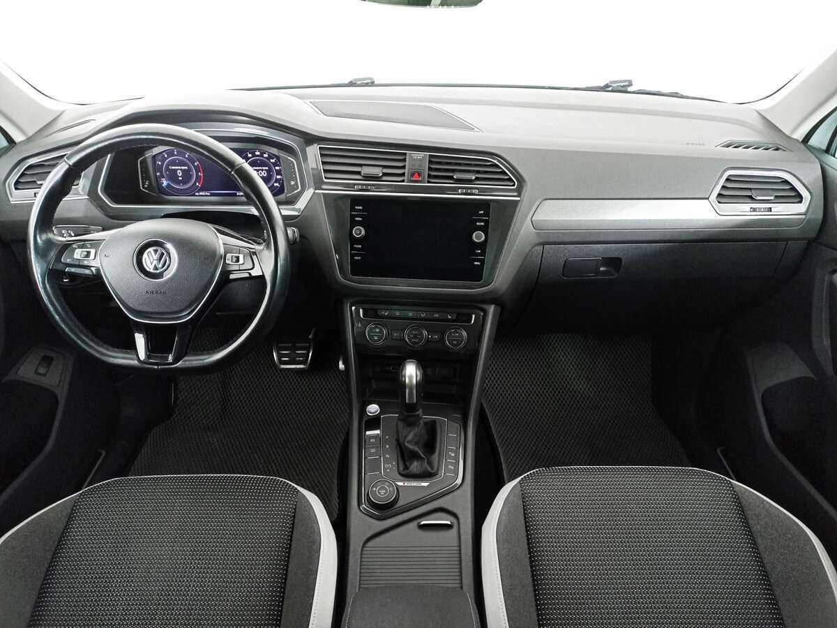 Купить Volkswagen Tiguan с пробегом. Фото: #11