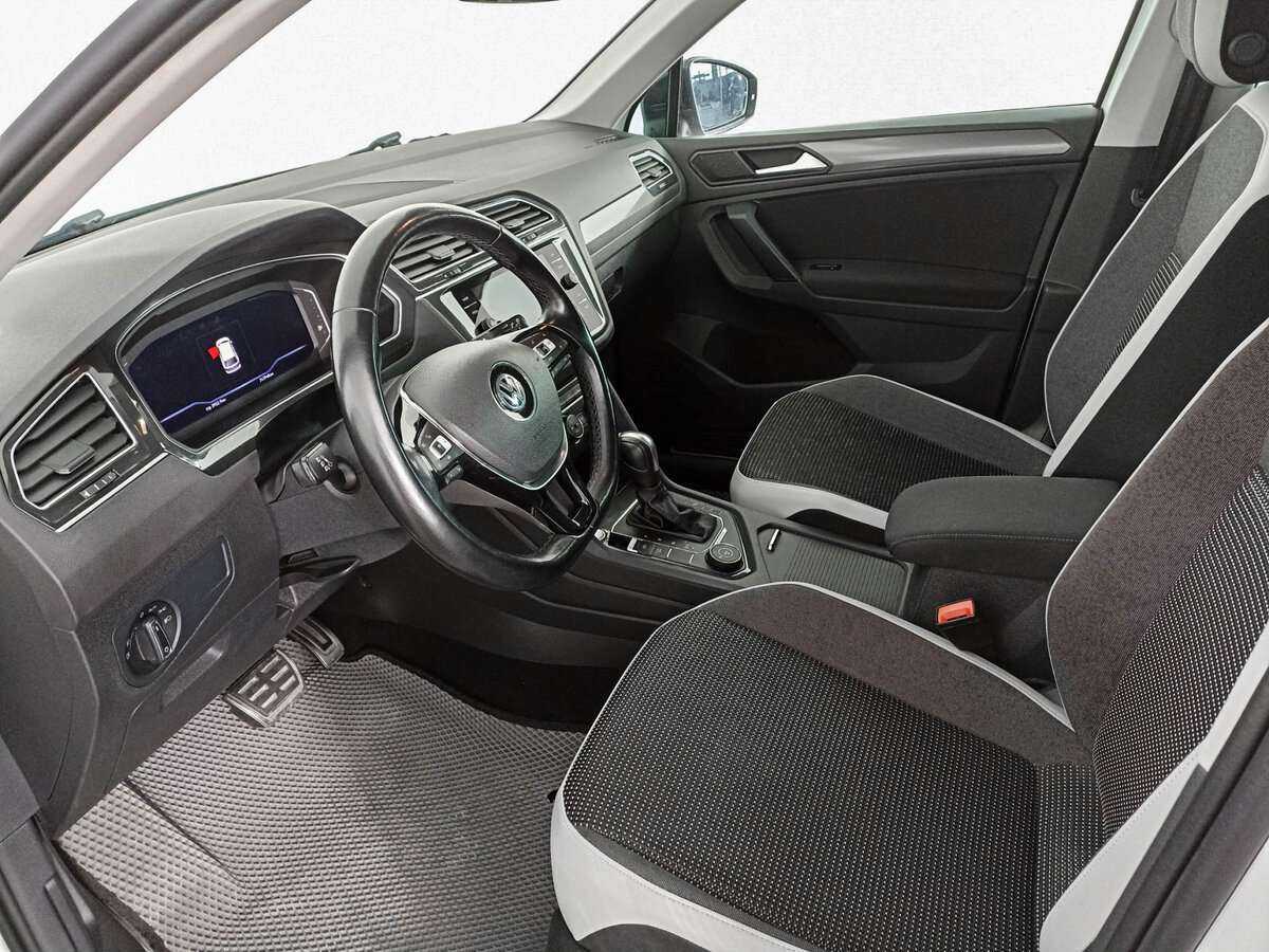 Купить Volkswagen Tiguan с пробегом. Фото: #13