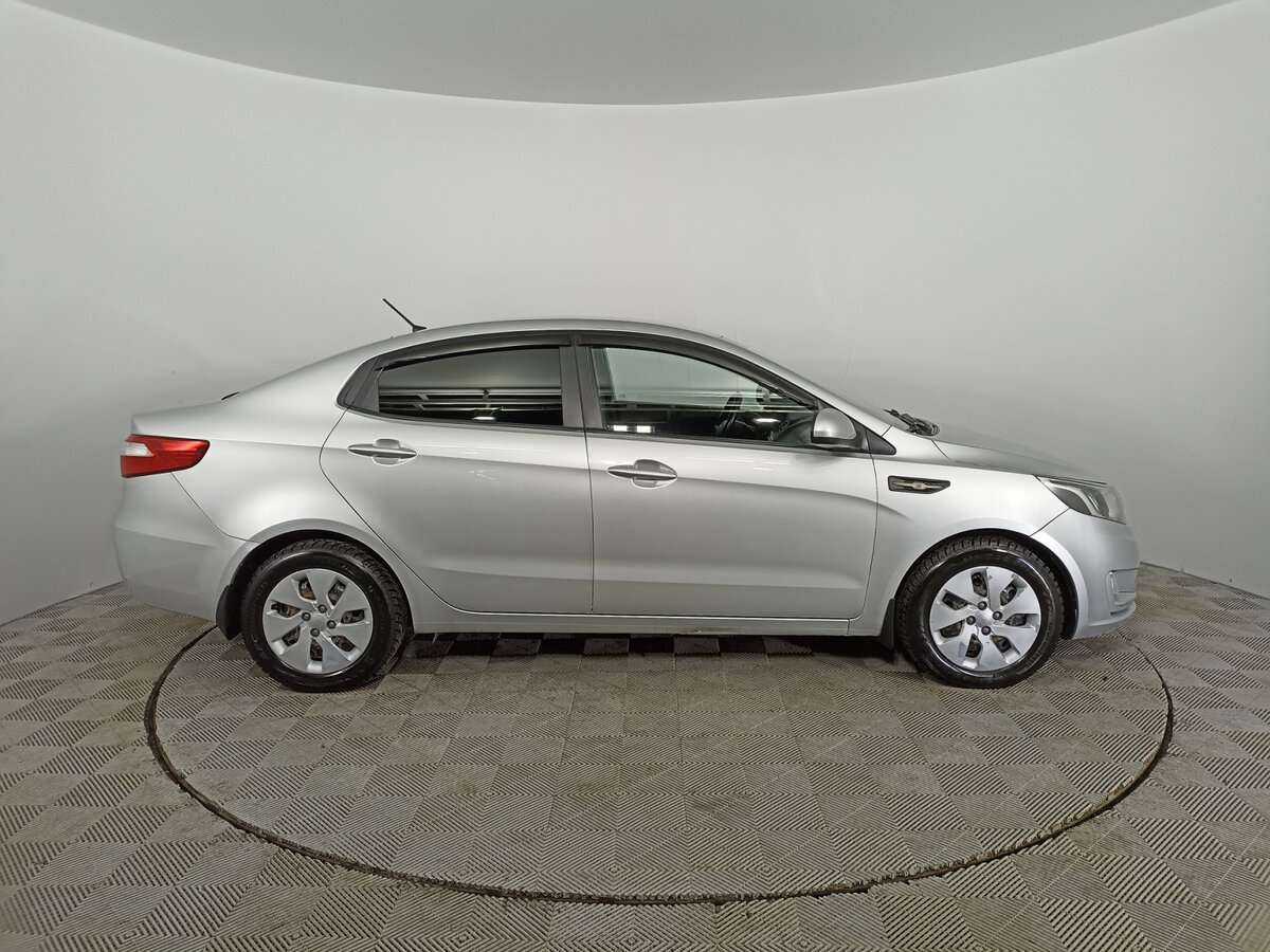 Купить Kia Rio с пробегом. Фото: #3