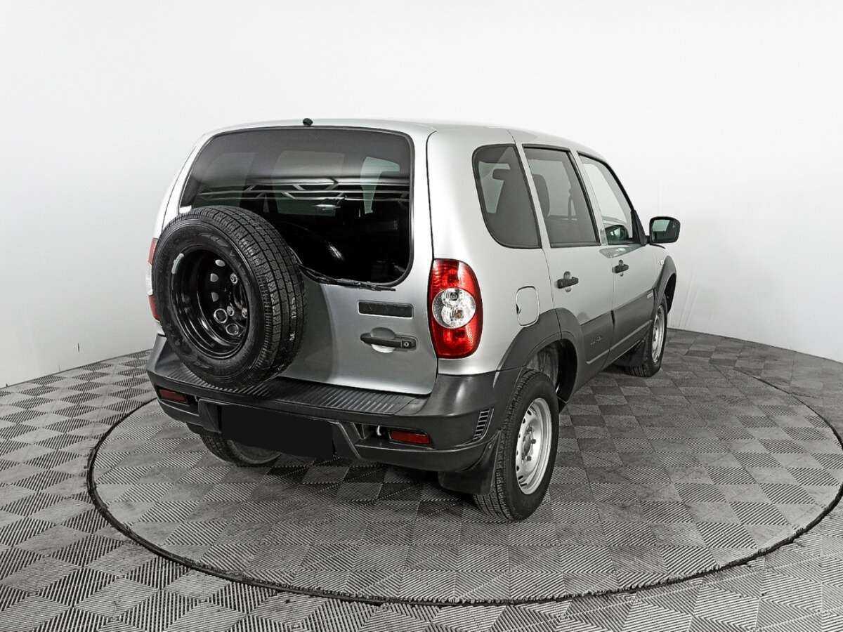 Купить Chevrolet Niva с пробегом. Фото: #4