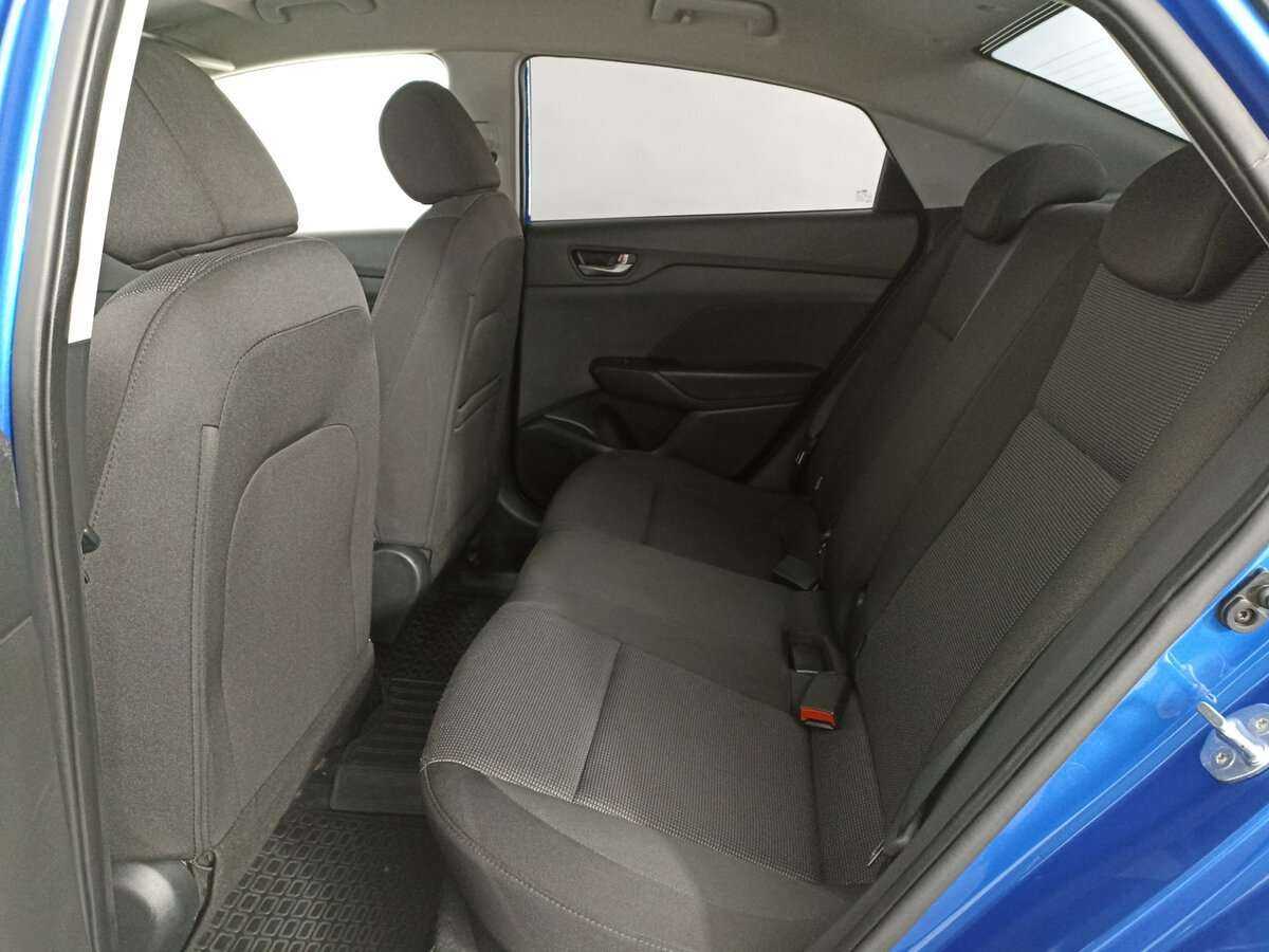 Купить Hyundai Solaris с пробегом. Фото: #9