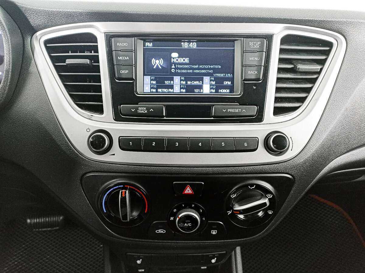 Купить Hyundai Solaris с пробегом. Фото: #12