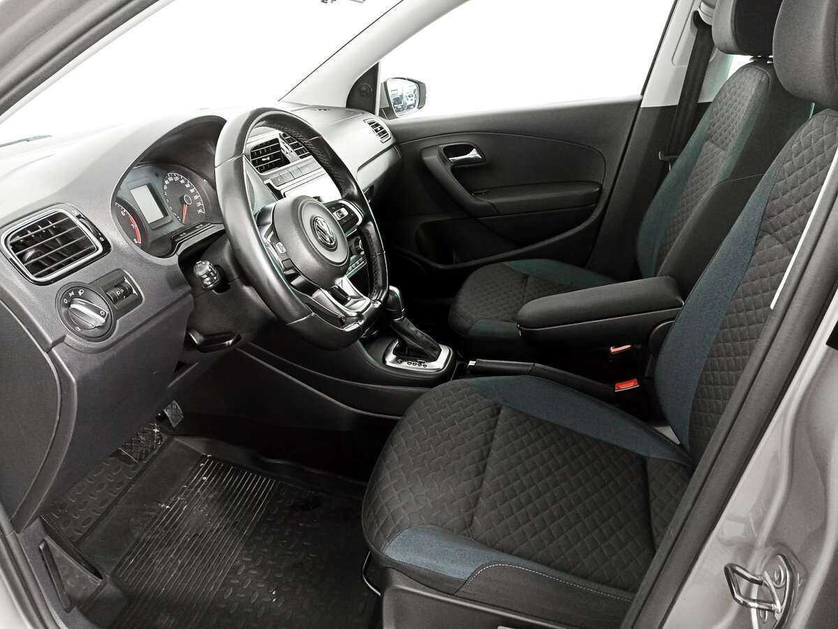 Купить Volkswagen Polo с пробегом. Фото: #13