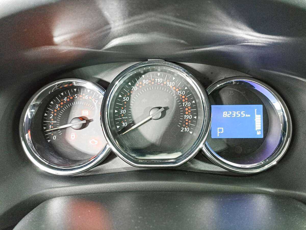 Купить Renault Sandero с пробегом. Фото: #10
