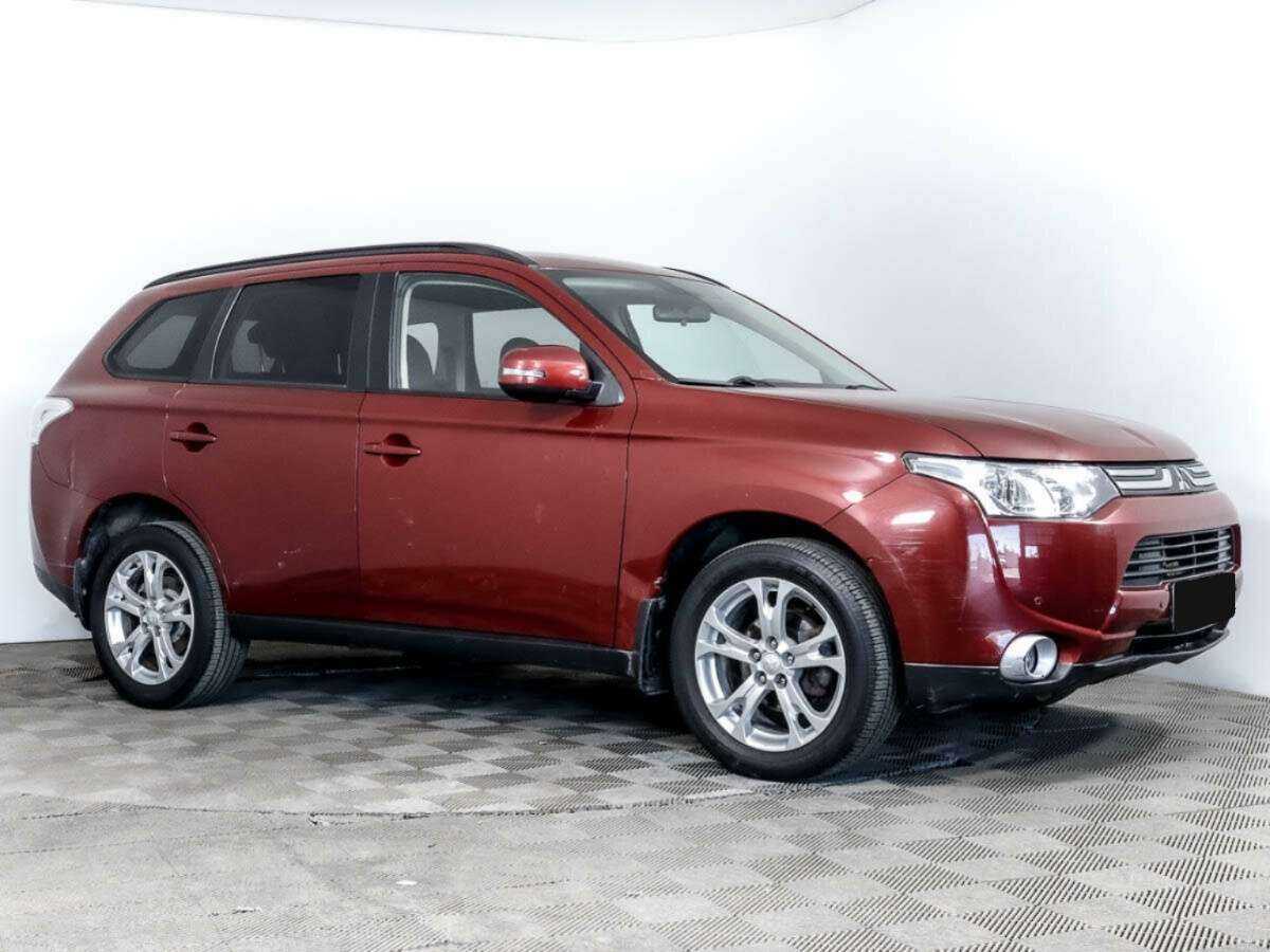 Купить Mitsubishi Outlander с пробегом. Фото: #1