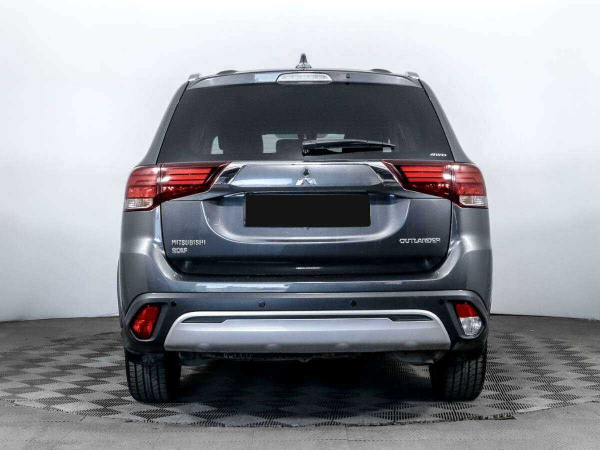 Купить Mitsubishi Outlander с пробегом. Фото: #4