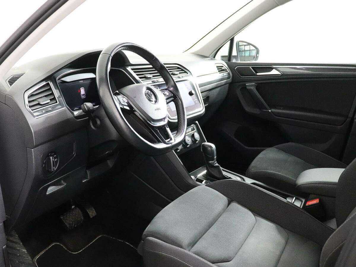 Купить Volkswagen Tiguan с пробегом. Фото: #7