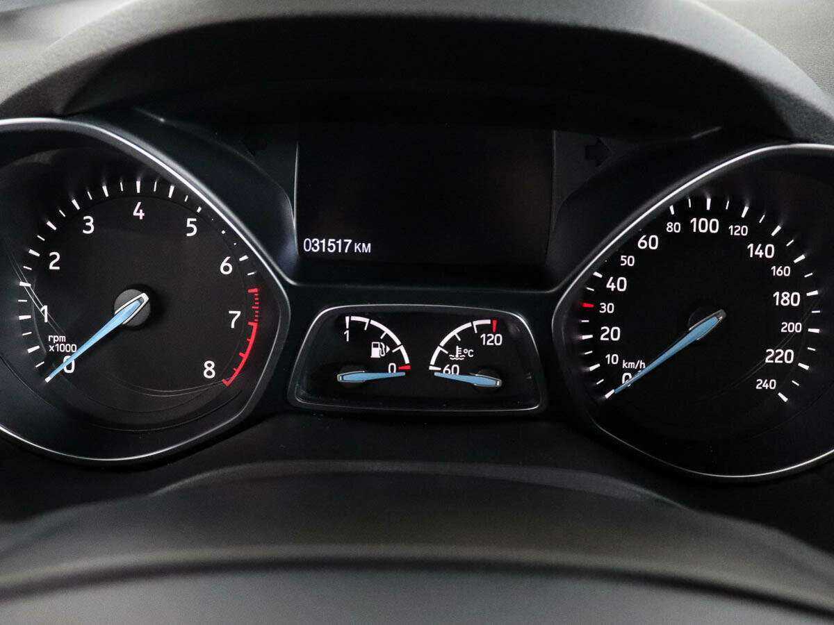 Купить Ford Kuga с пробегом. Фото: #9