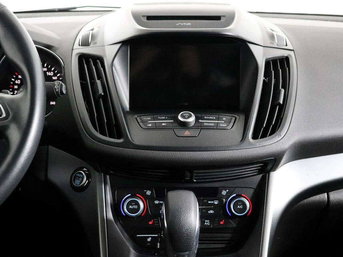 Купить Ford Kuga с пробегом. Фото: #11