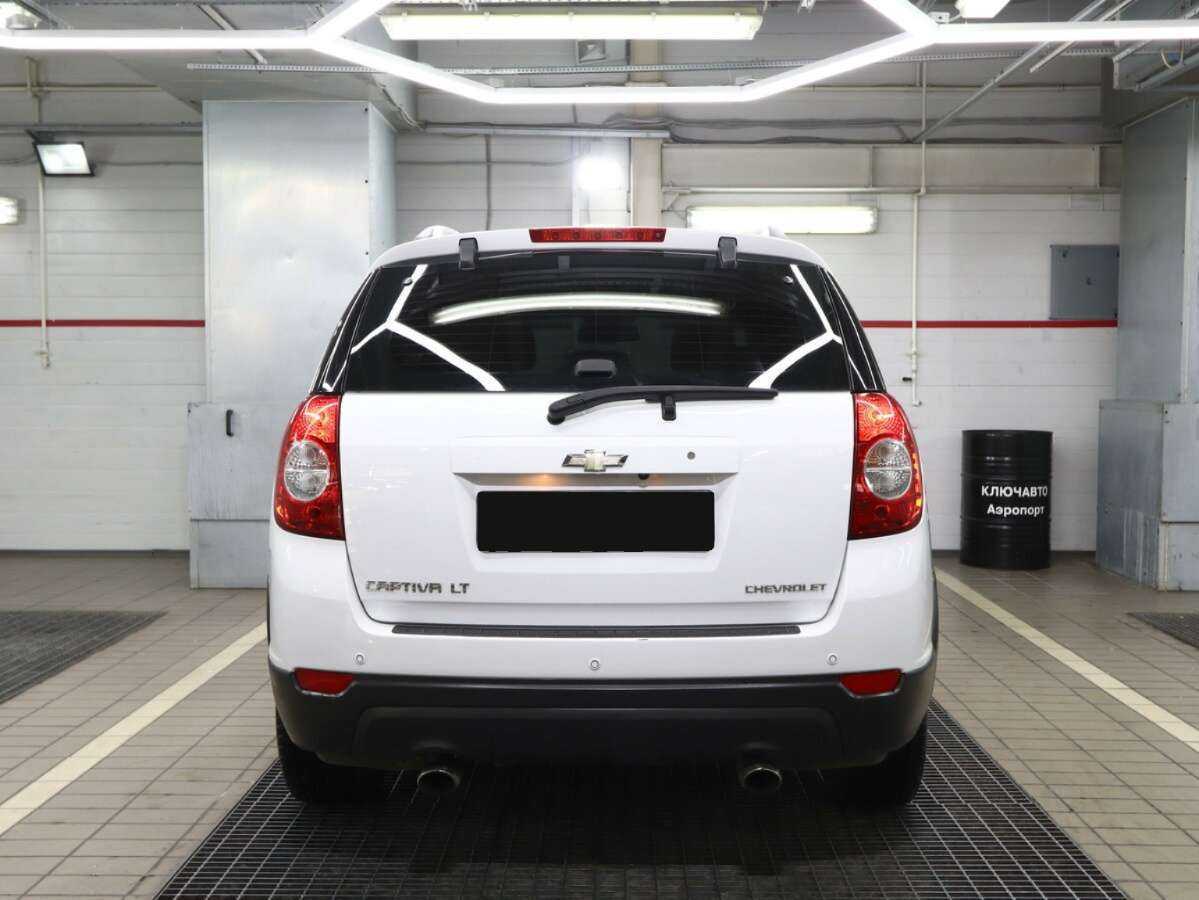Купить Chevrolet Captiva с пробегом. Фото: #3