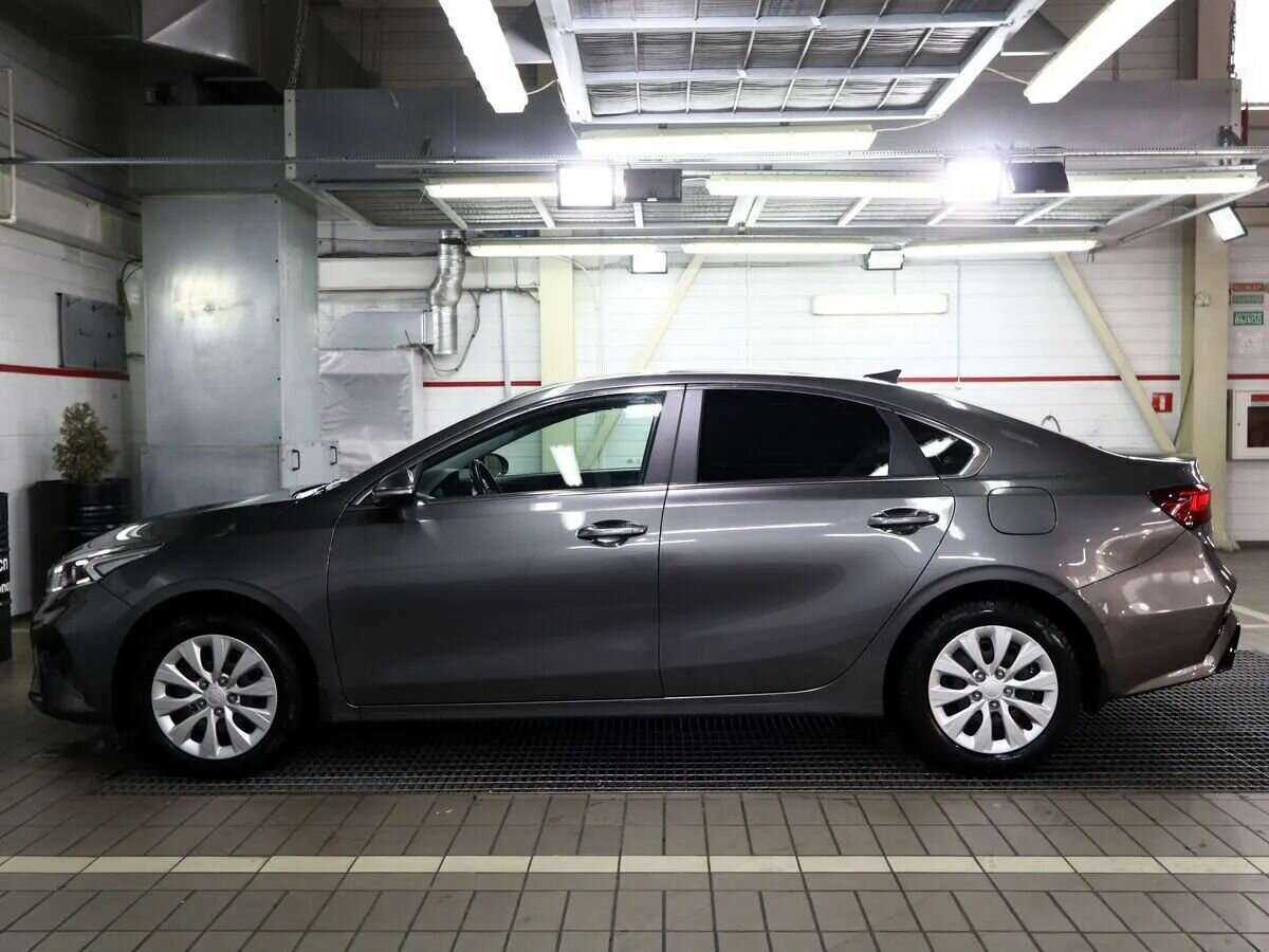 Купить Kia Cerato с пробегом. Фото: #2