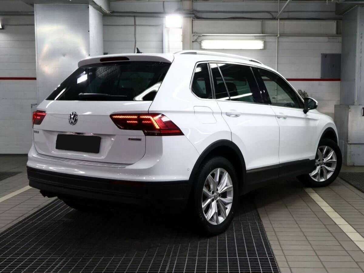 Купить Volkswagen Tiguan с пробегом. Фото: #1