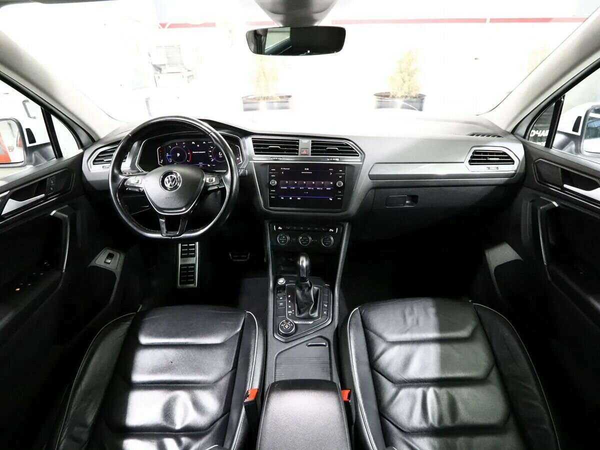 Купить Volkswagen Tiguan с пробегом. Фото: #17