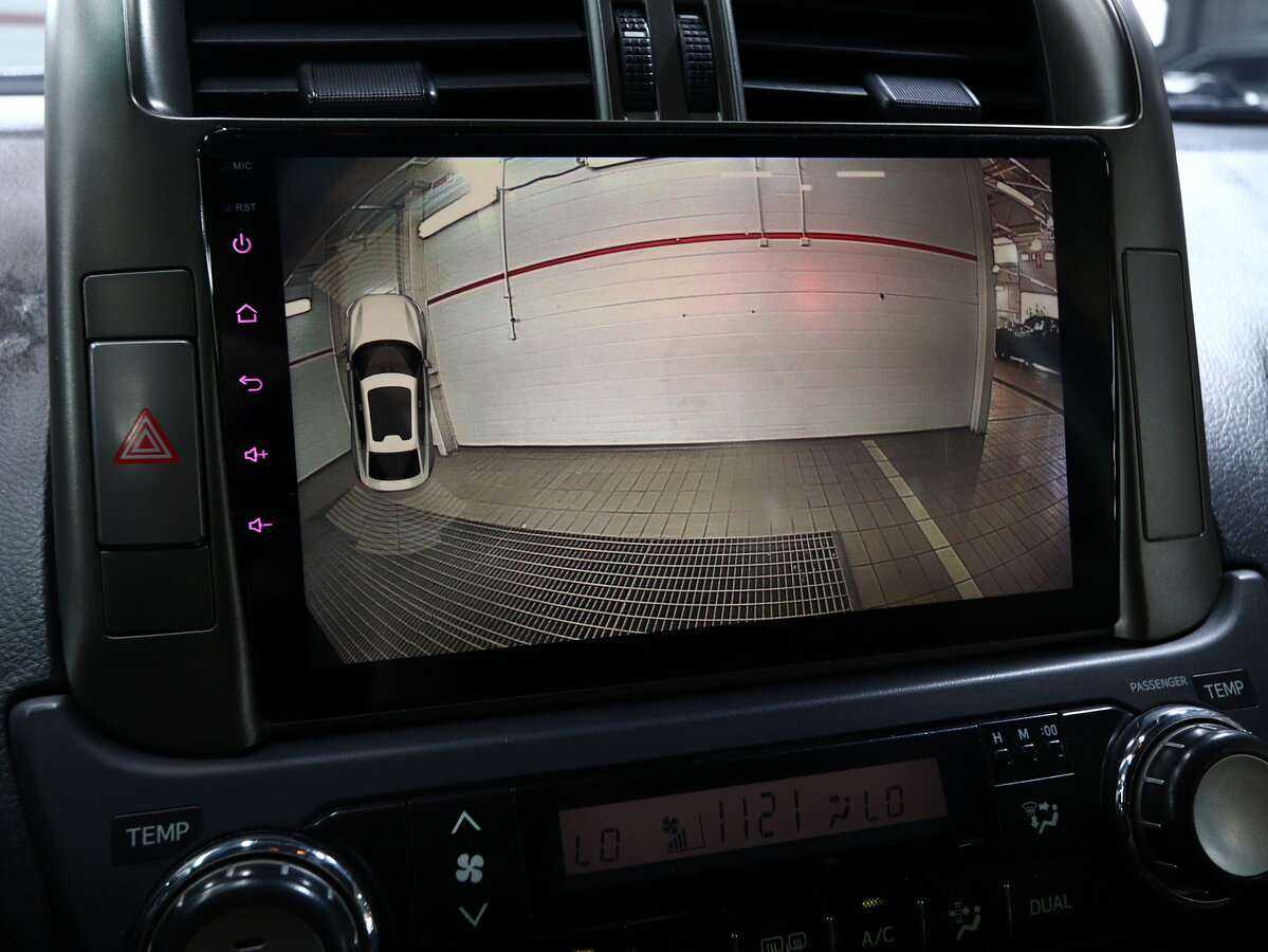 Купить Toyota Land Cruiser Prado с пробегом. Фото: #17