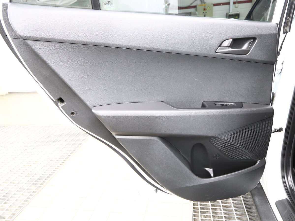 Купить Hyundai Creta с пробегом. Фото: #9