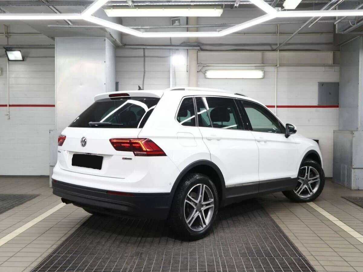 Купить Volkswagen Tiguan с пробегом. Фото: #1