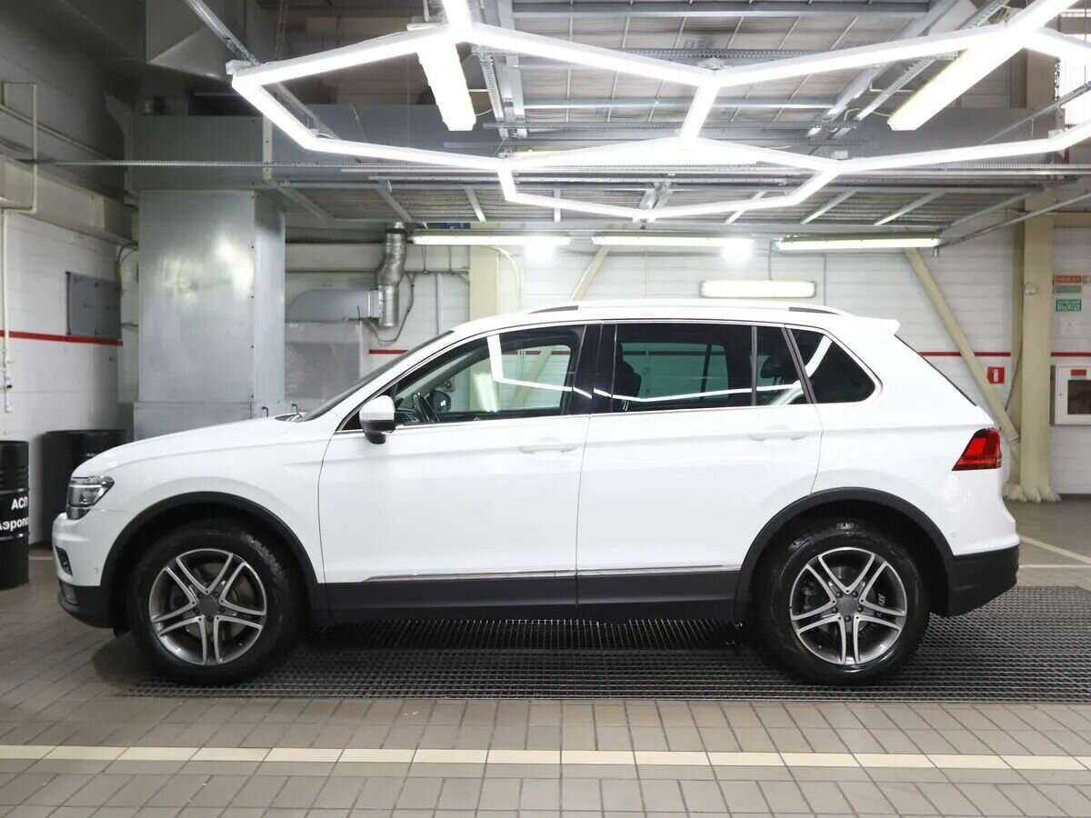 Купить Volkswagen Tiguan с пробегом. Фото: #5