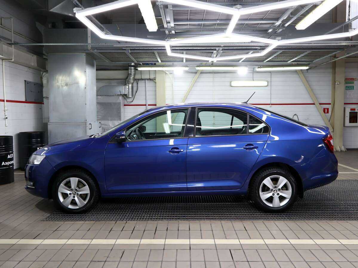 Купить Skoda Rapid с пробегом. Фото: #2