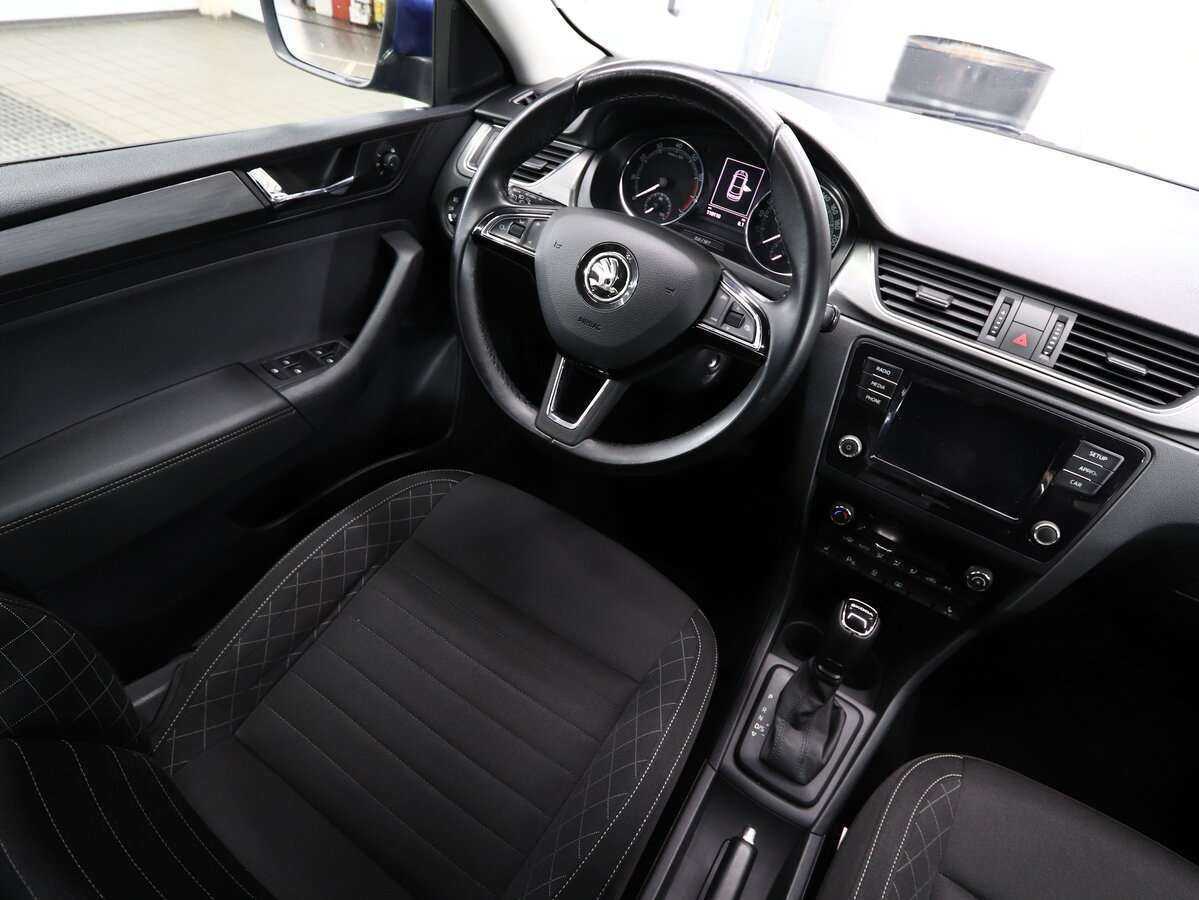 Купить Skoda Rapid с пробегом. Фото: #17