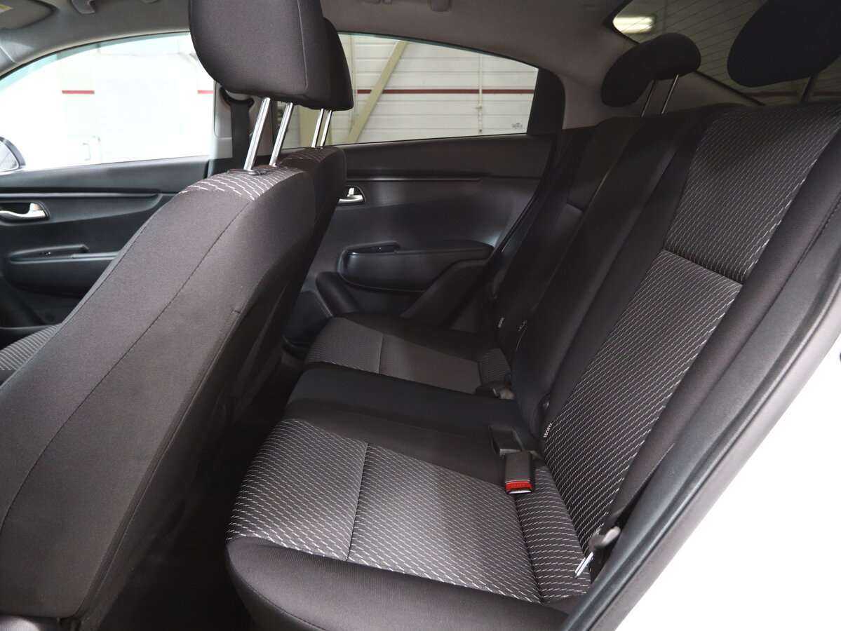 Купить Kia Rio с пробегом. Фото: #12