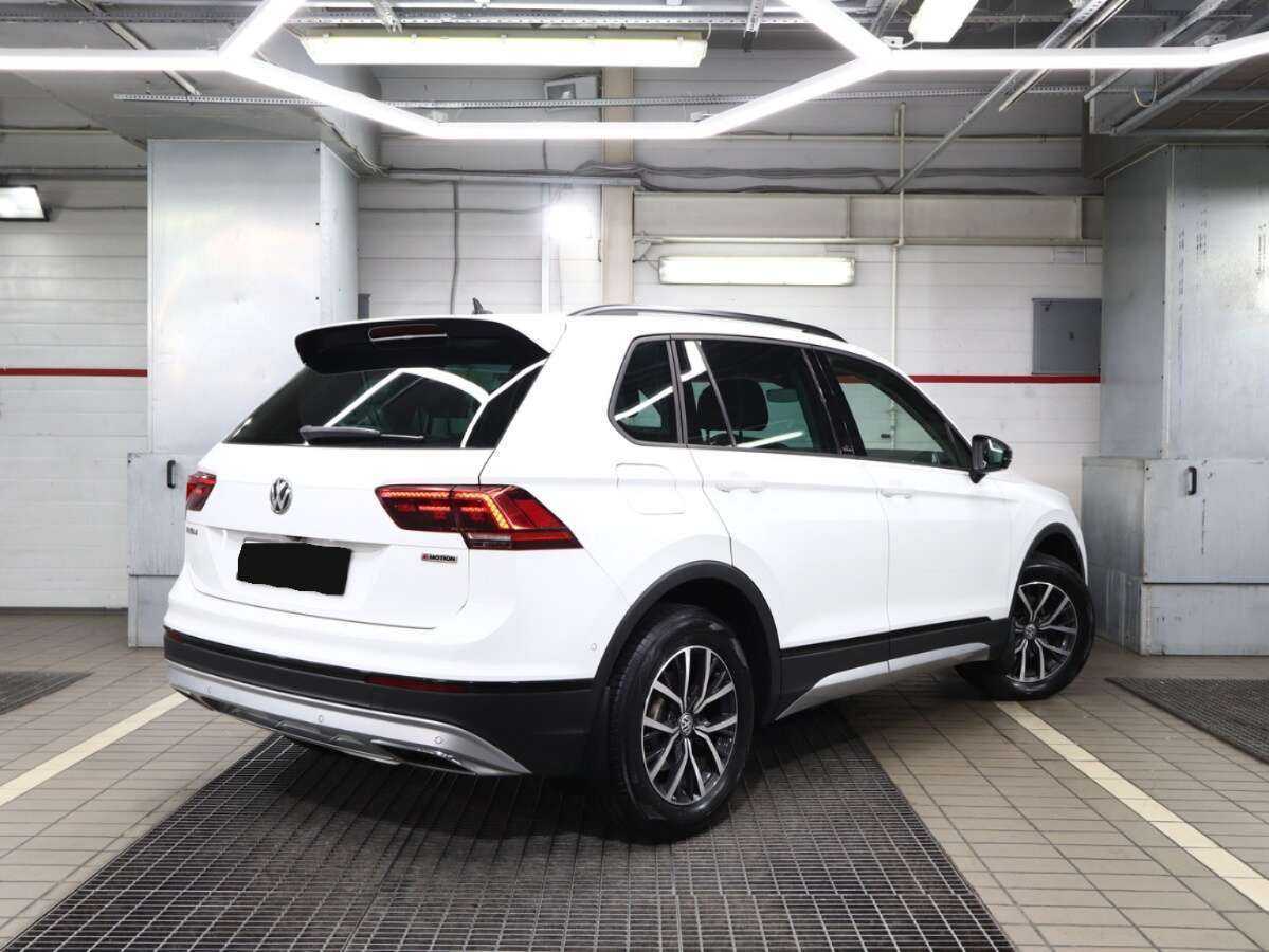 Купить Volkswagen Tiguan с пробегом. Фото: #1