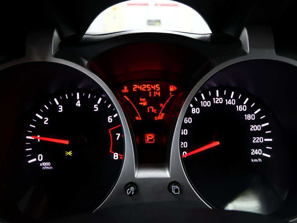 Купить Nissan Juke с пробегом. Фото: #9