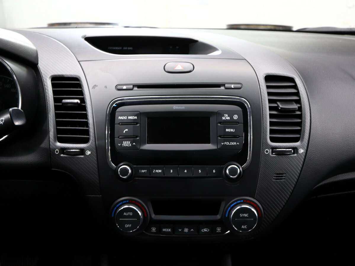 Купить Kia Cerato с пробегом. Фото: #16