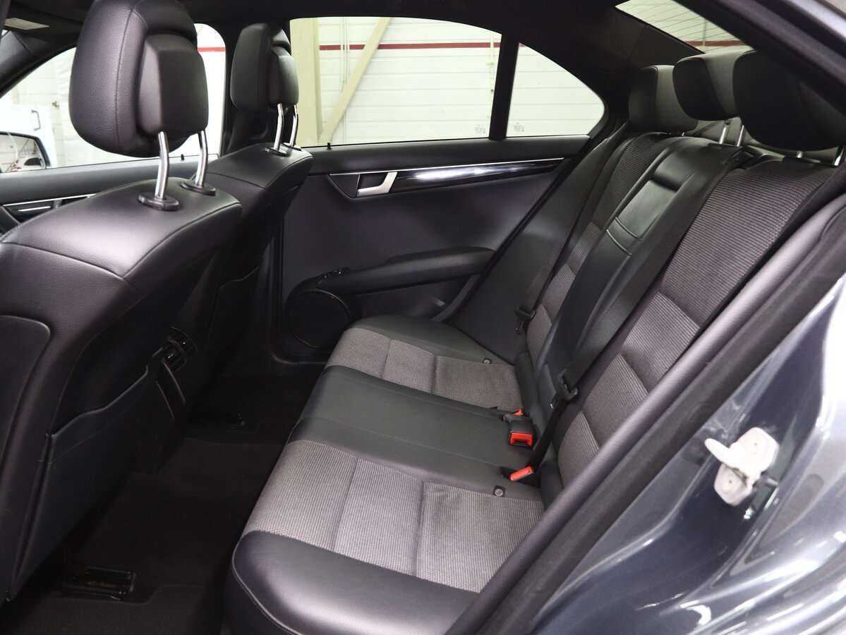 Купить Mercedes-Benz C-Класс с пробегом. Фото: #10