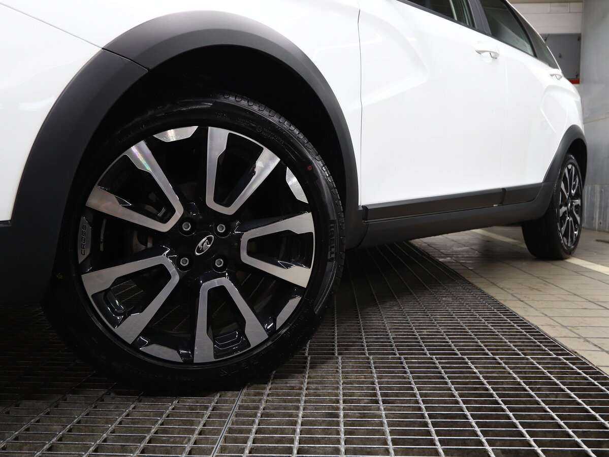 Купить Lada (ВАЗ) Vesta с пробегом. Фото: #24