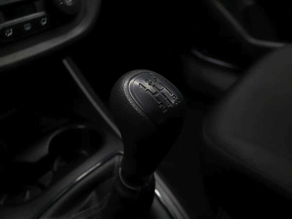 Купить Lada (ВАЗ) Vesta с пробегом. Фото: #13