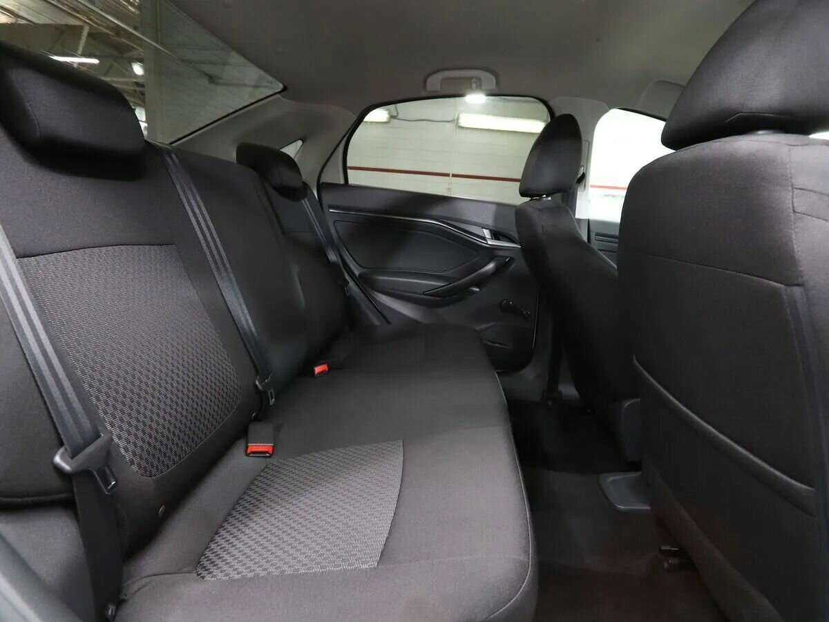 Купить Lada (ВАЗ) Vesta с пробегом. Фото: #17