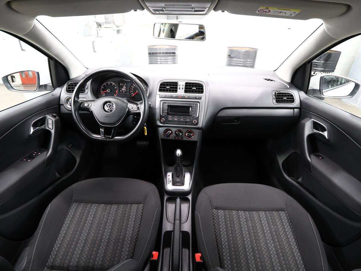 Купить Volkswagen Polo с пробегом. Фото: #7