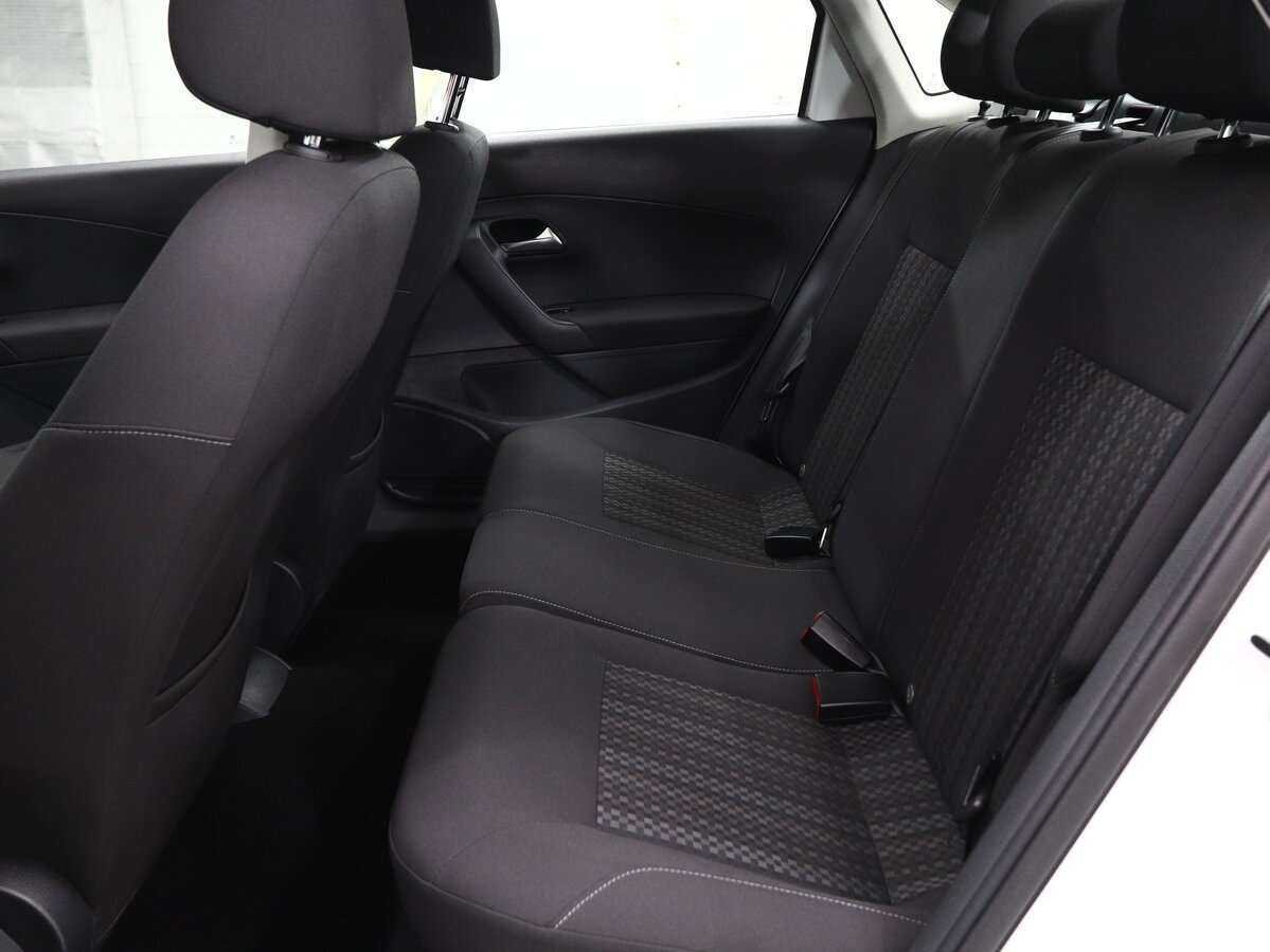 Купить Volkswagen Polo с пробегом. Фото: #12