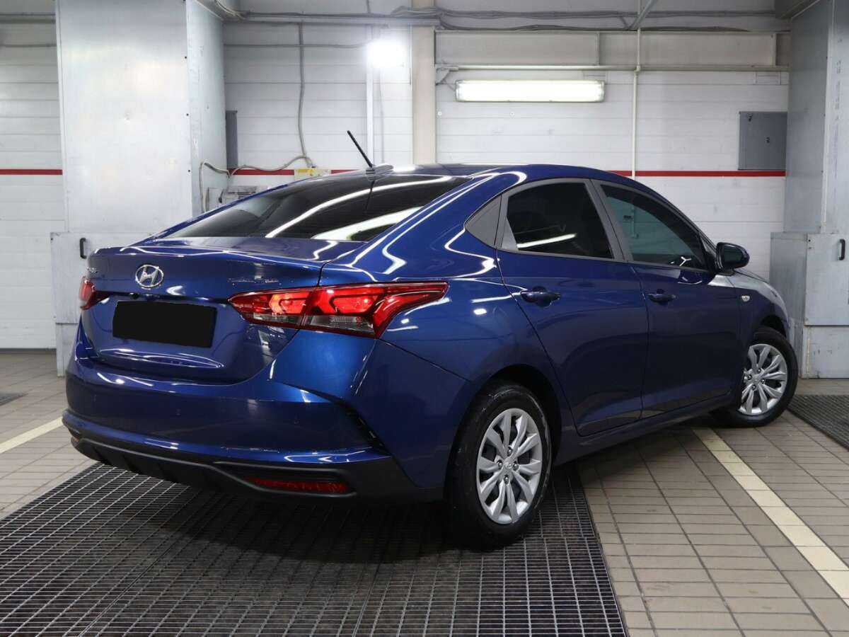 Купить Hyundai Solaris с пробегом. Фото: #4