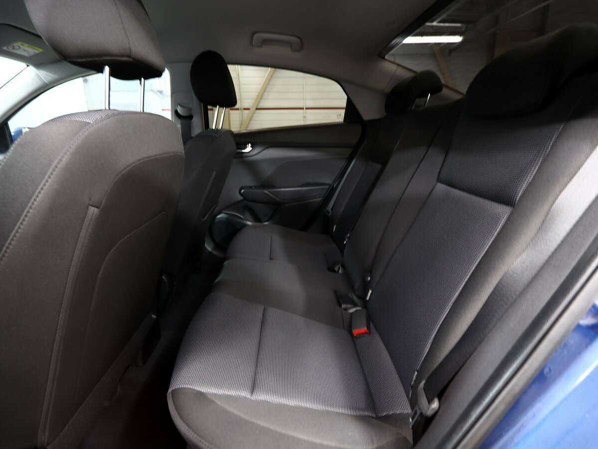 Купить Hyundai Solaris с пробегом. Фото: #19