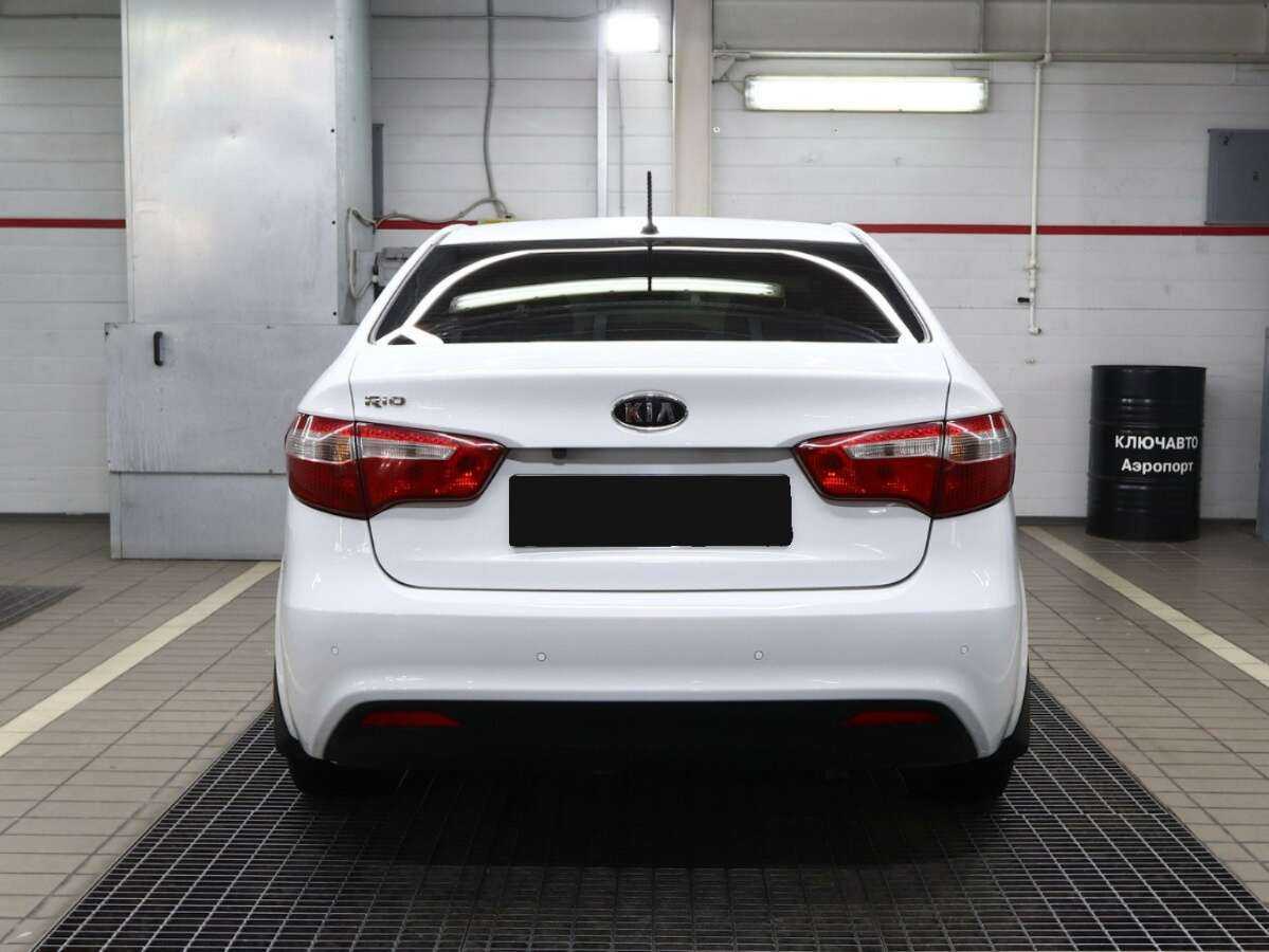 Купить Kia Rio с пробегом. Фото: #3