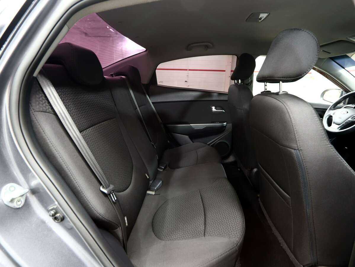 Купить Kia Rio с пробегом. Фото: #18
