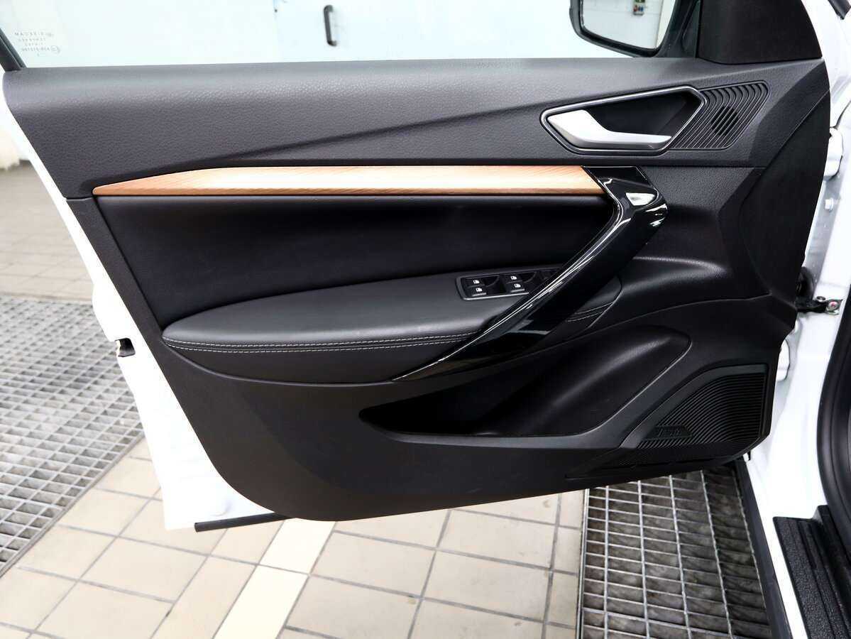 Купить Lada (ВАЗ) Vesta с пробегом. Фото: #15