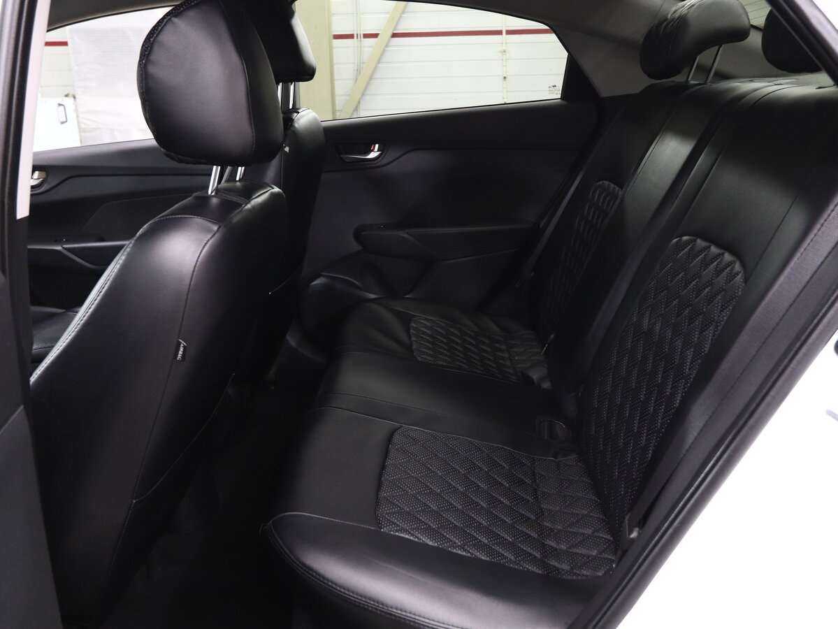 Купить Hyundai Solaris с пробегом. Фото: #15