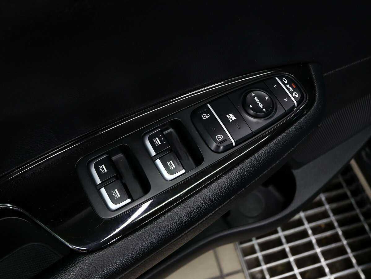 Купить Kia Optima с пробегом. Фото: #15