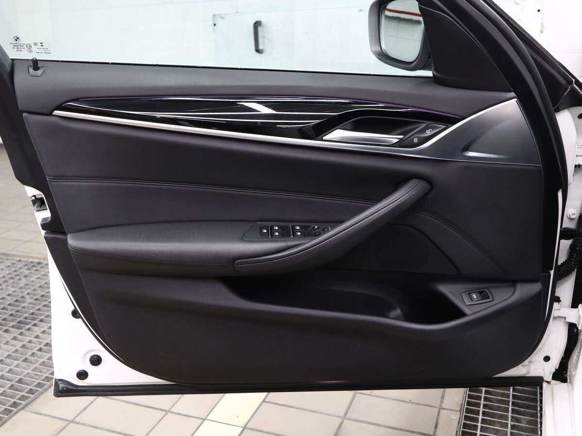 Купить BMW 5 серии с пробегом. Фото: #12