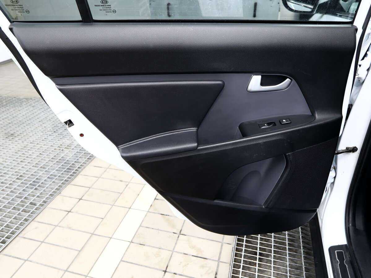 Купить Kia Sportage с пробегом. Фото: #14