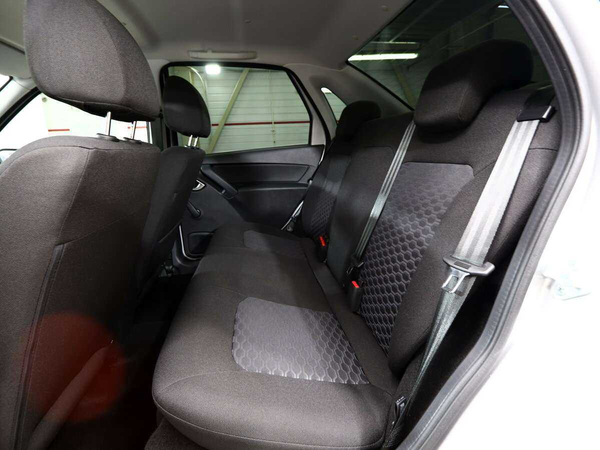 Купить Lada (ВАЗ) Granta с пробегом. Фото: #16